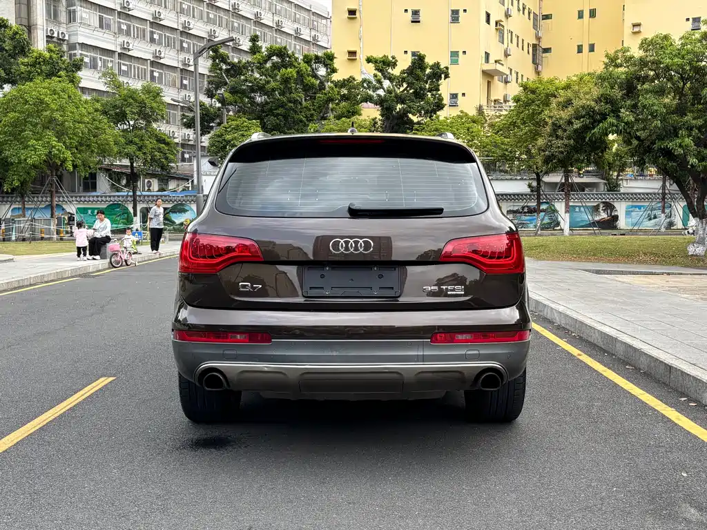 Audi Q7 2014 — фото 19
