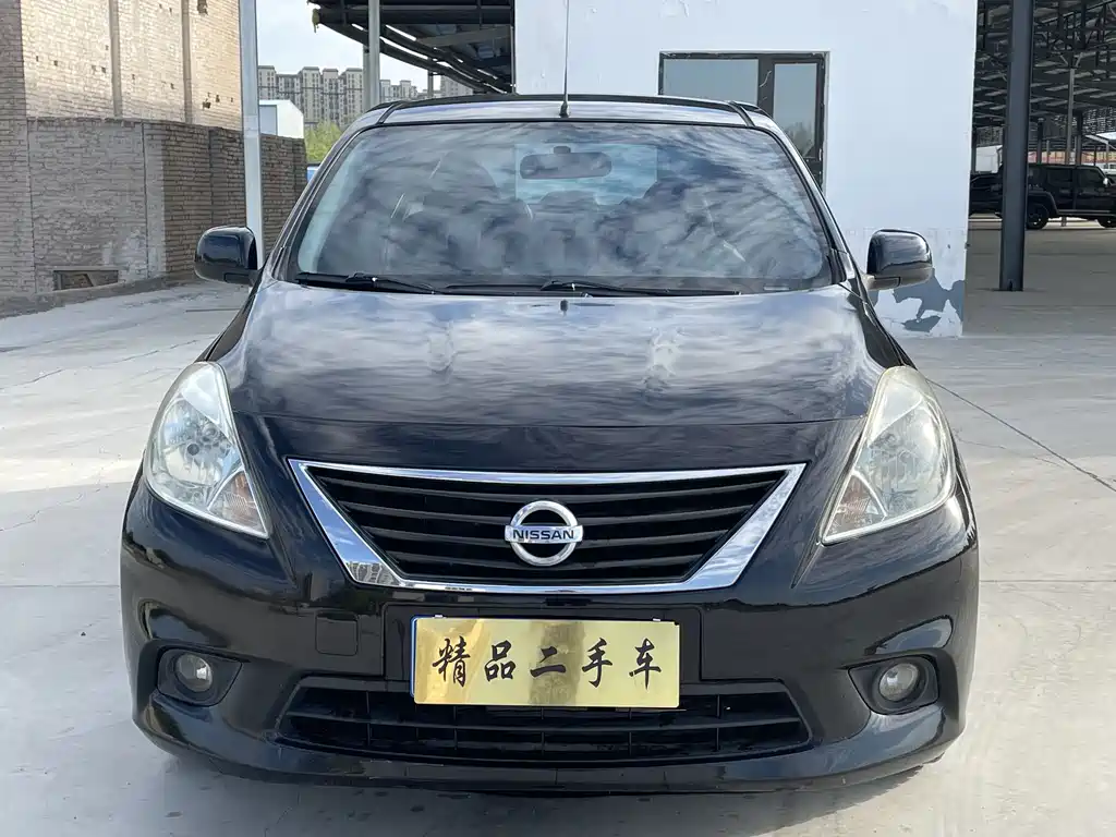 Nissan Sunny 2012 — фото 2