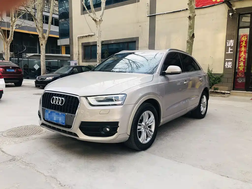 Audi Q3 2015 — фото 1