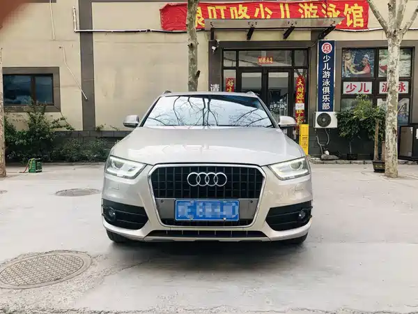 Audi Q3 2015