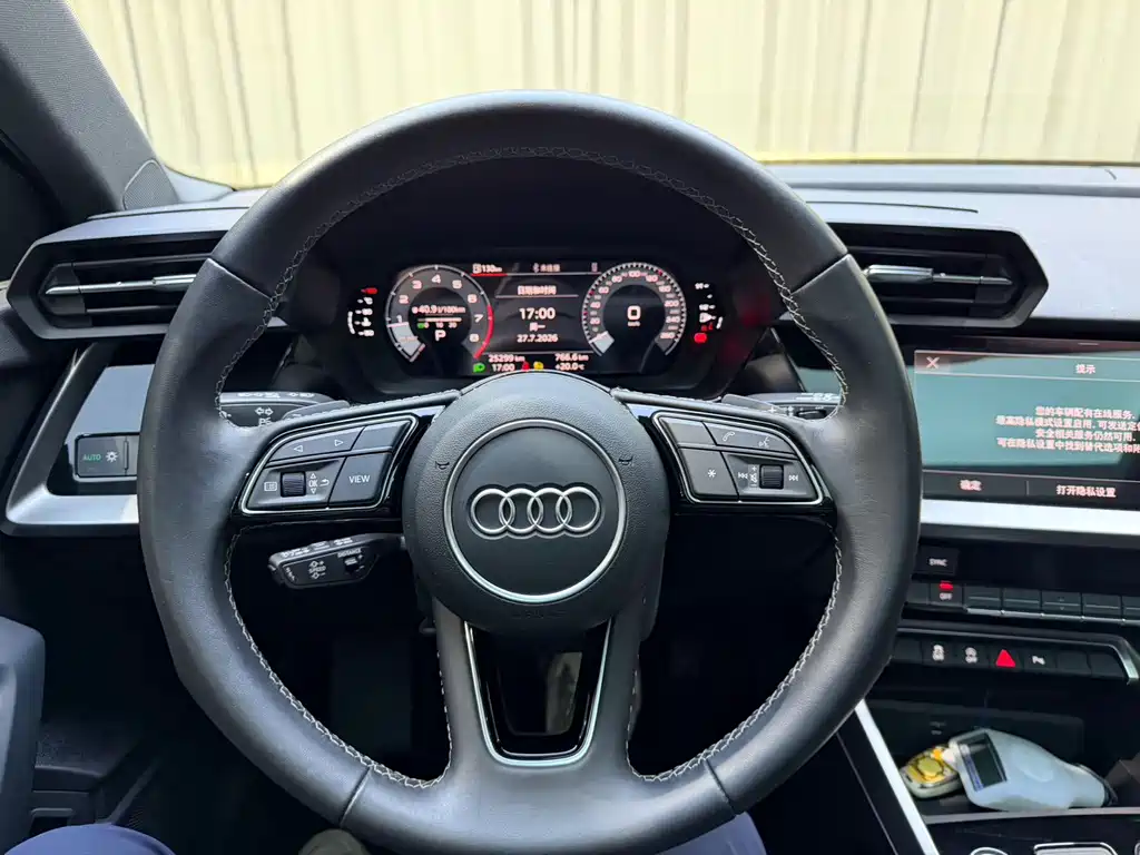 Audi A3 2023 — фото 14