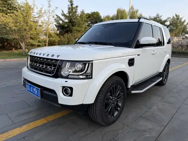 Land Rover Discovery 2015