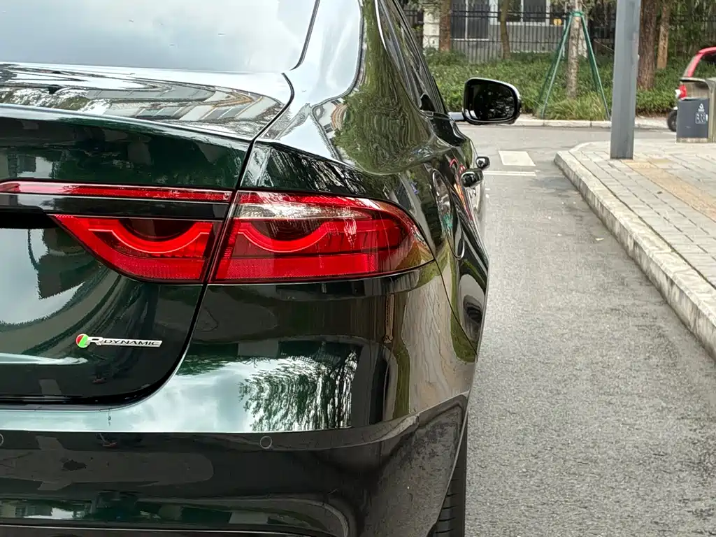 Jaguar XFL 2022 — фото 14