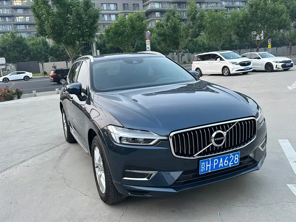 Volvo XC60 2020 — фото 3