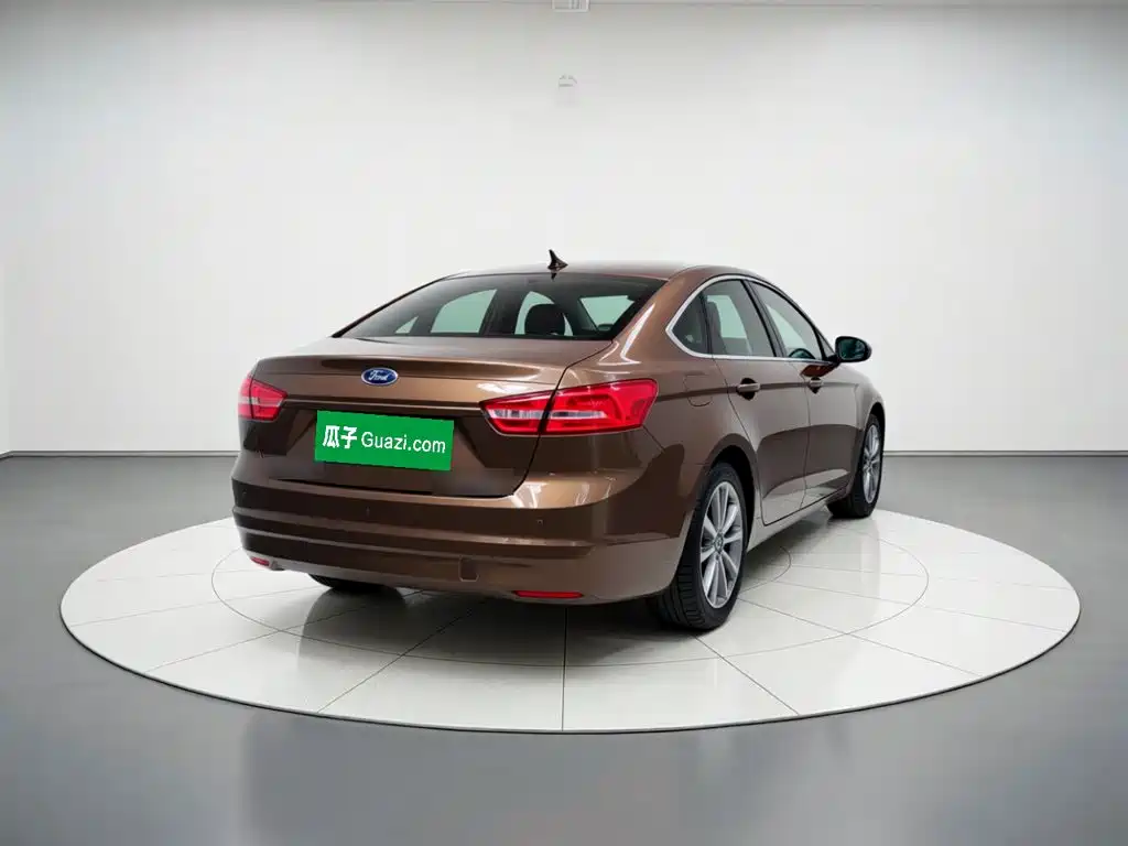 Ford Escort 2016