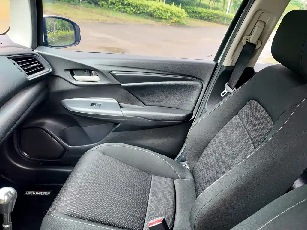 Honda Fit 2018 — фото 23