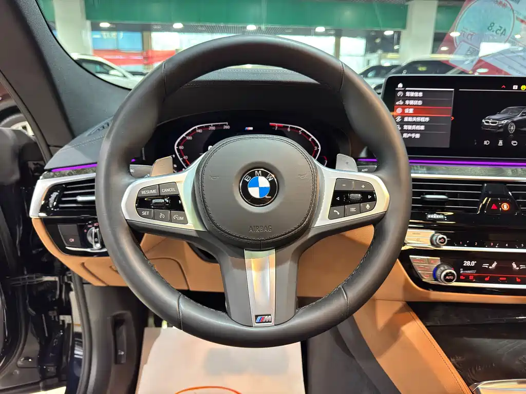 BMW 6 Series GT 2025 — фото 6