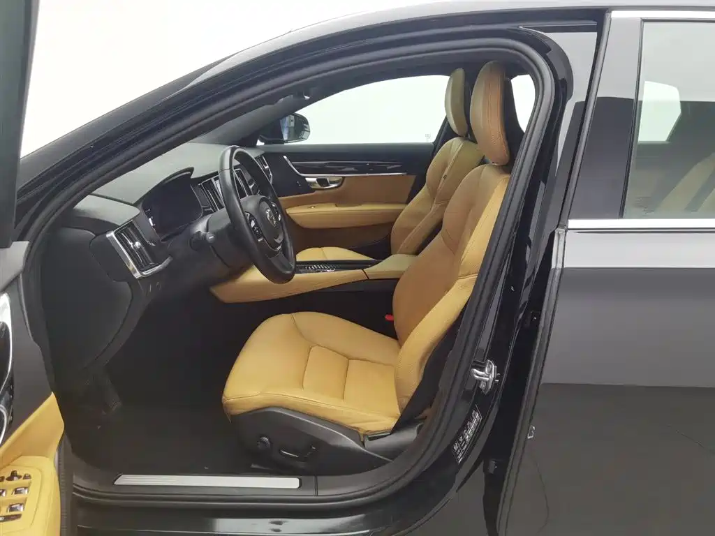 Volvo S90 2017 — фото 10