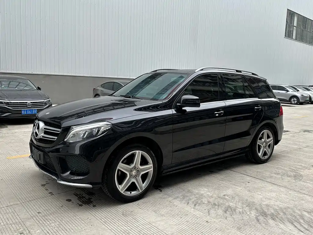 Mercedes-Benz GLE 2016