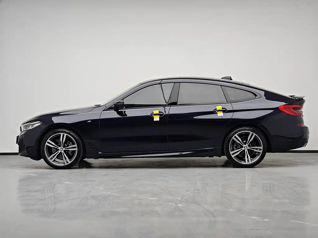 BMW 6 Series GT 2024 — фото 15