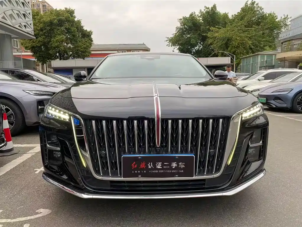 Hongqi H5 2022 — фото 2