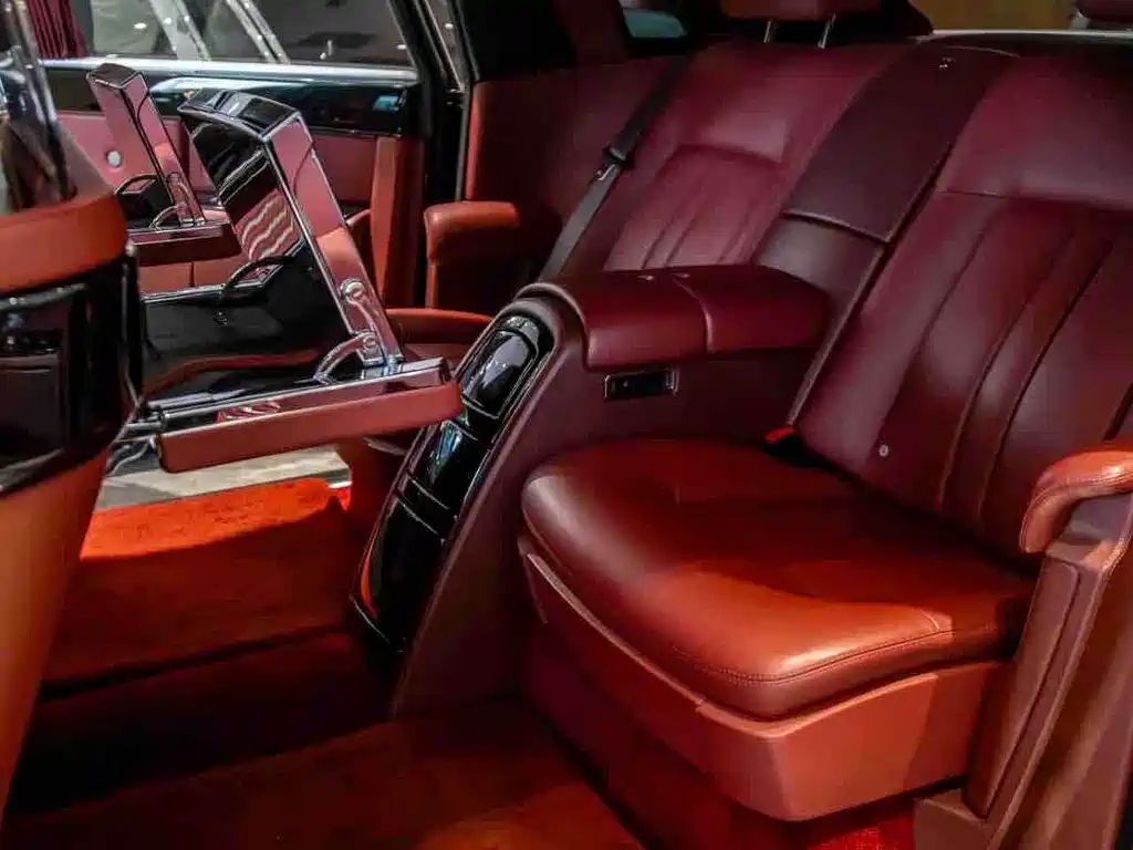 Rolls-Royce Phantom 2015 — фото 10