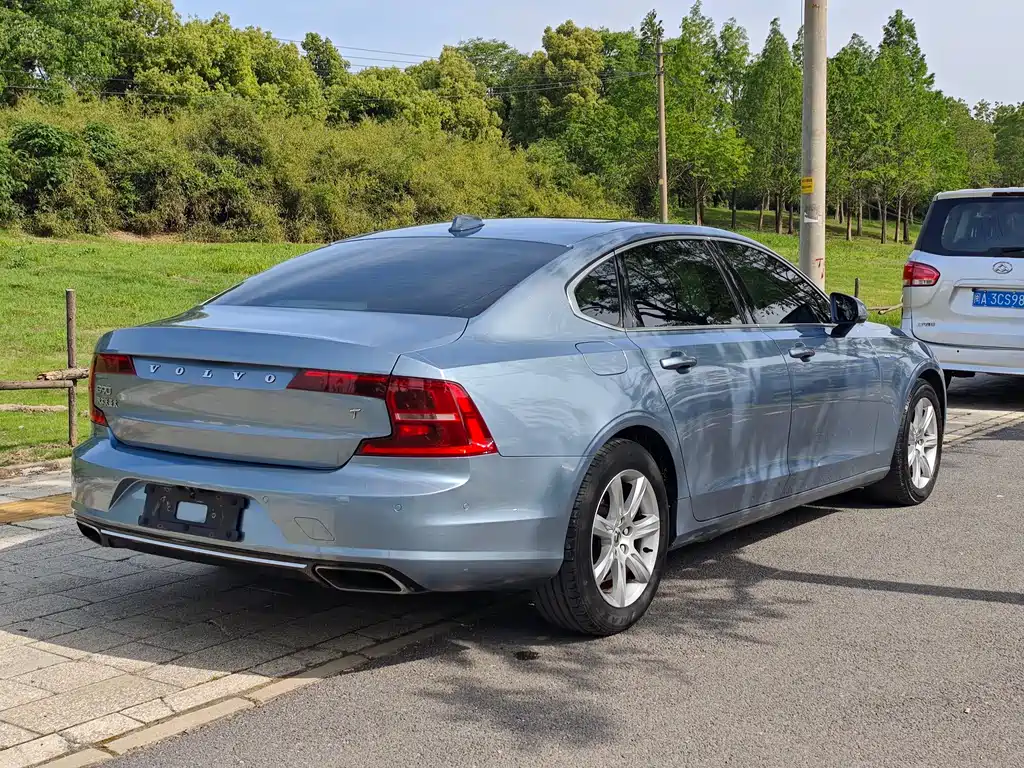 Volvo S90 2018 — фото 7