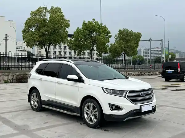 Ford Edge 2015