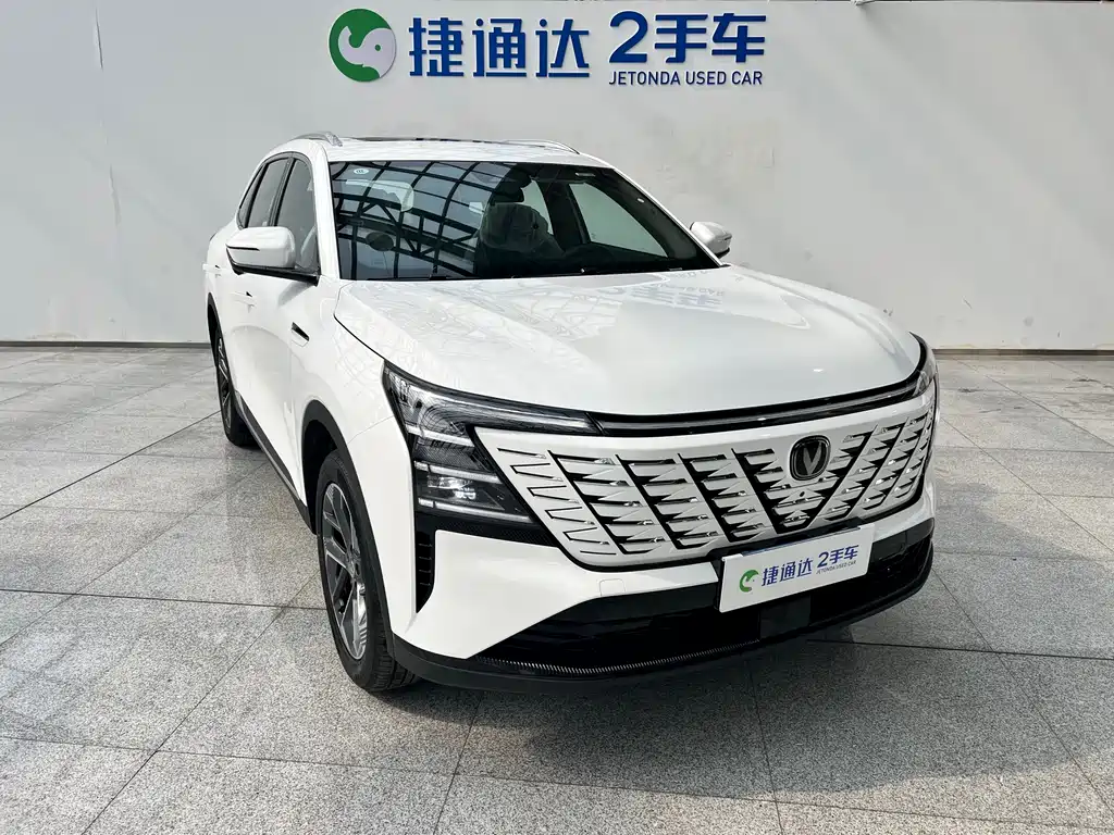 Changan CS75 PLUS 2026 — фото 3
