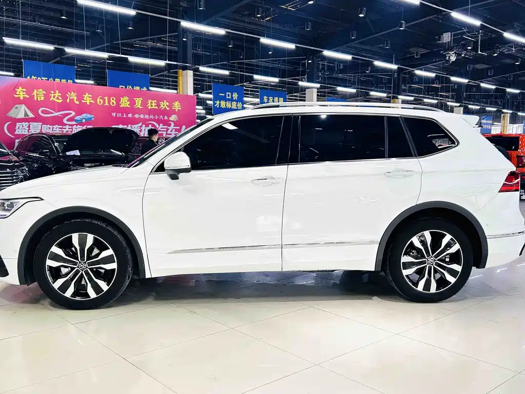 Volkswagen Tiguan L 2025 — фото 5