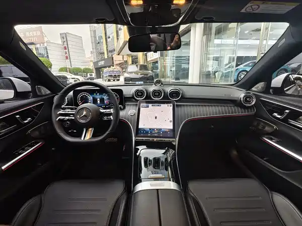 Mercedes-Benz C-Class 2022