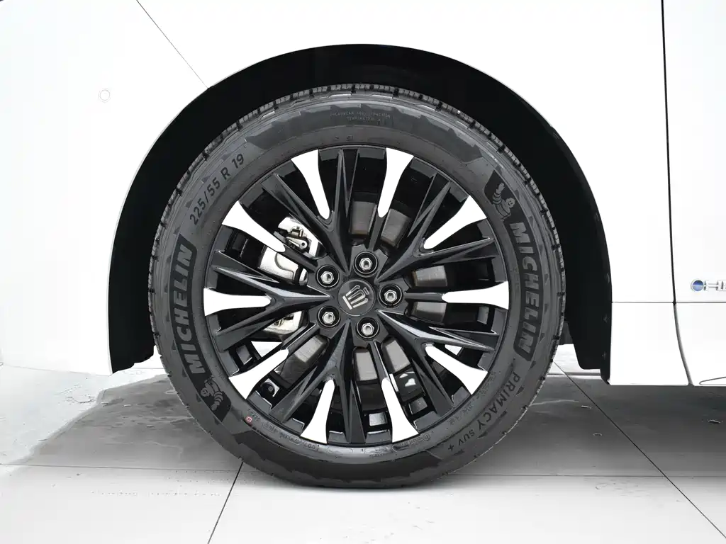 Toyota Vellfire 2024