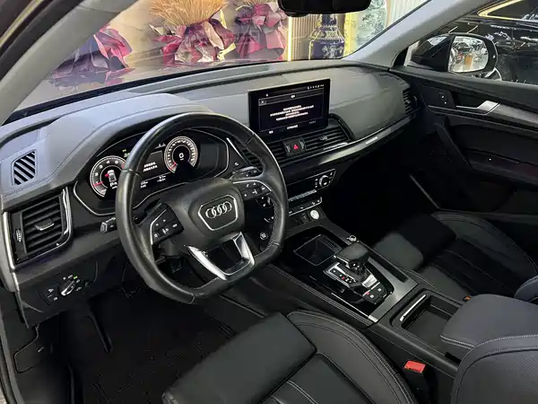 Audi Q5L 2022