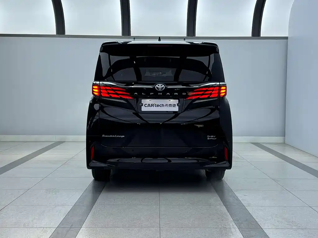 Toyota Alphard 2025 — фото 4