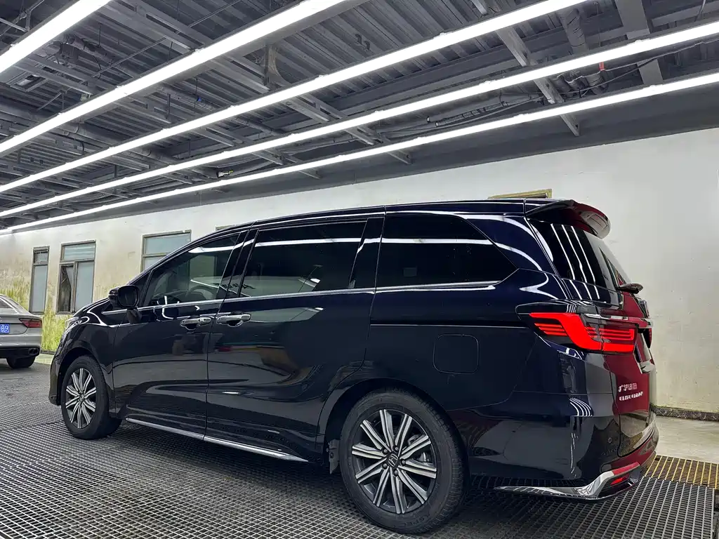 Honda Odyssey 2023 — фото 4