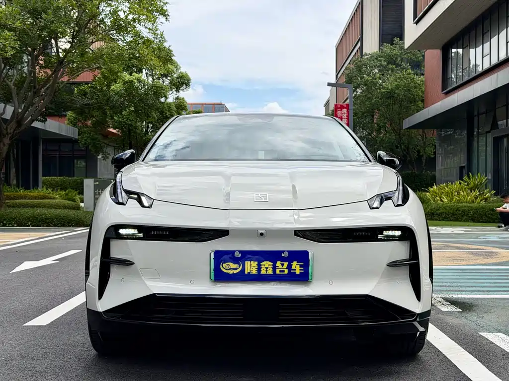 Zeekr X 2024
