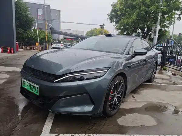 BYD Han L 2025