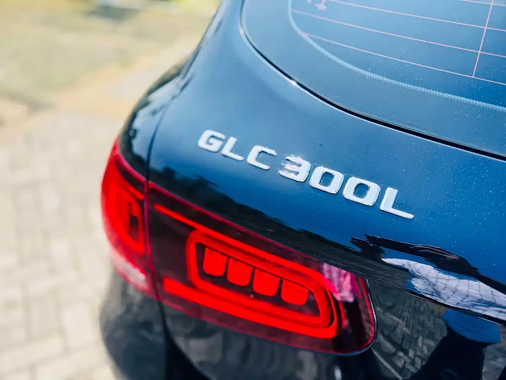 Mercedes-Benz GLC 2019 — фото 8