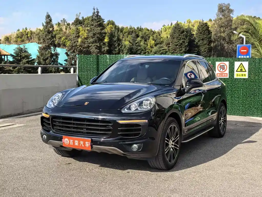 Porsche Cayenne 2017 — фото 1
