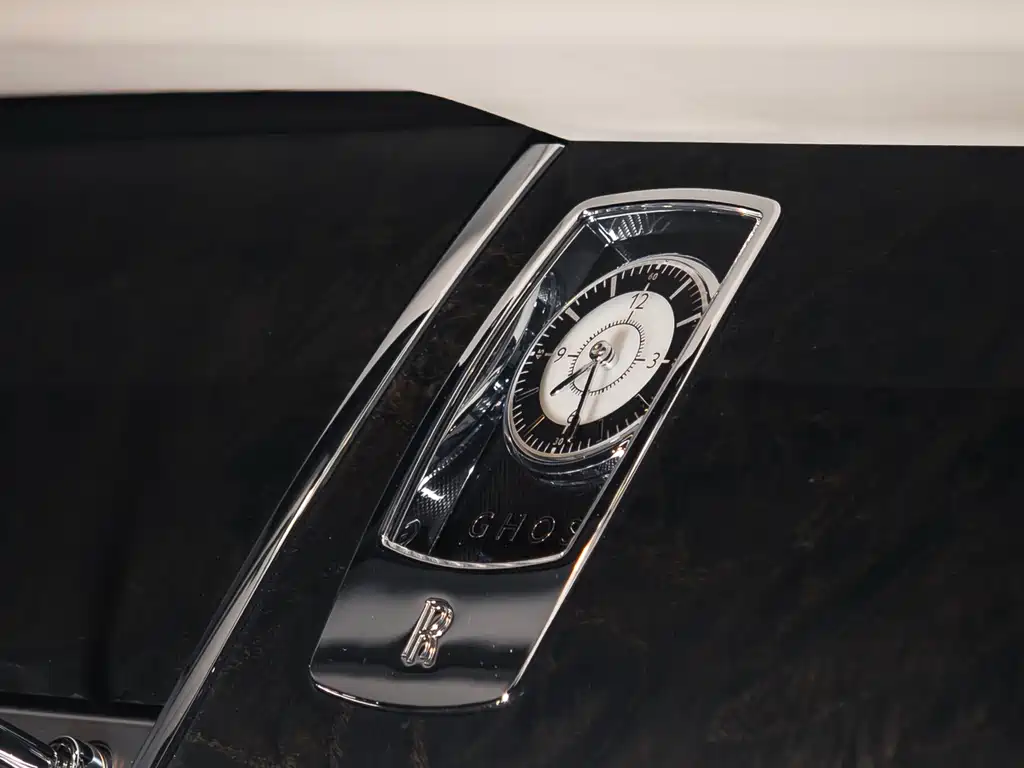 Rolls-Royce Ghost 2014 — фото 16