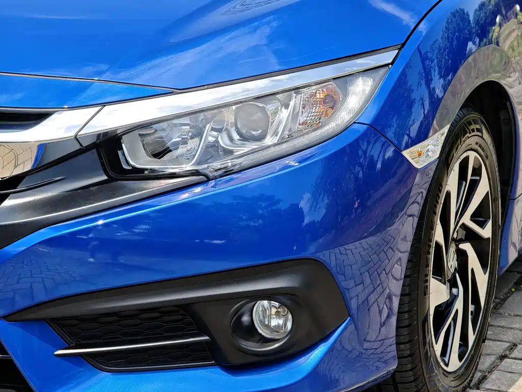 Honda Civic 2019 — фото 7