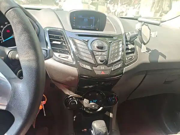 Ford Fiesta 2014