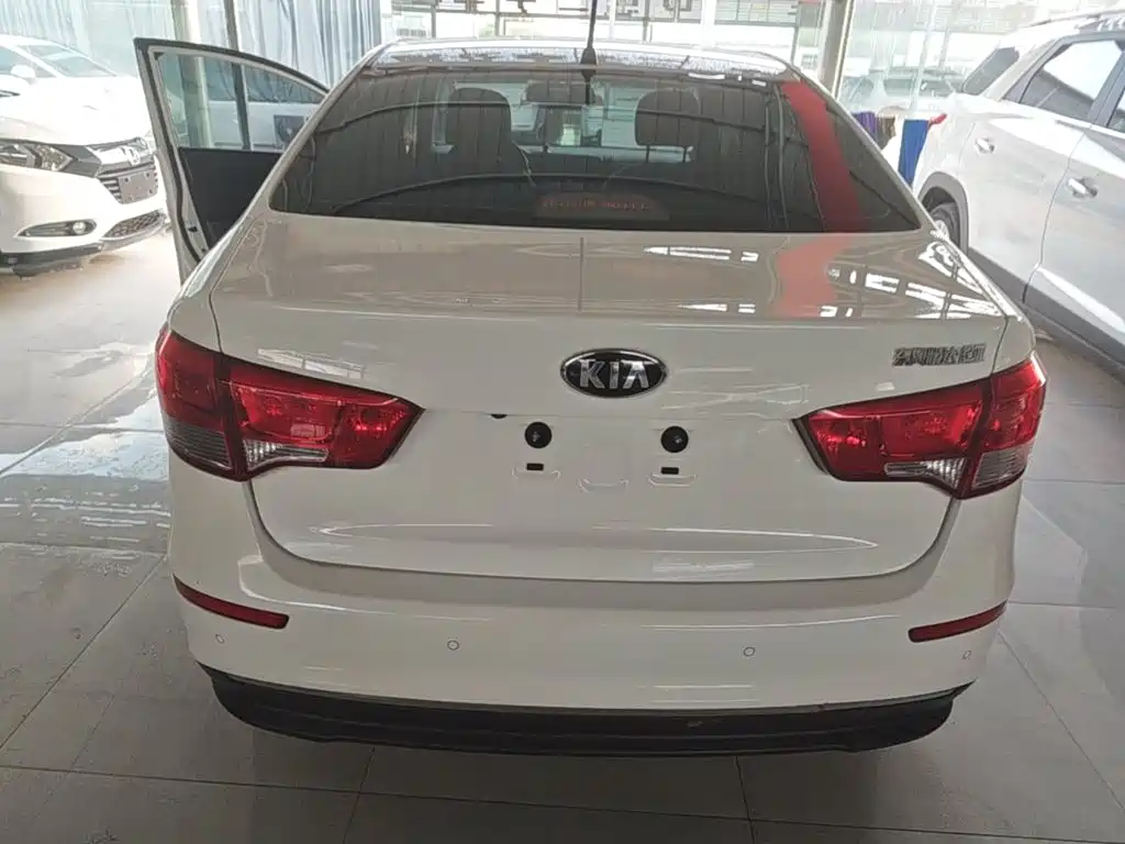 Kia K2 2015