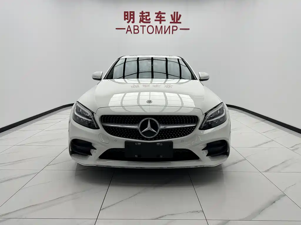 Mercedes-Benz C-Class 2020