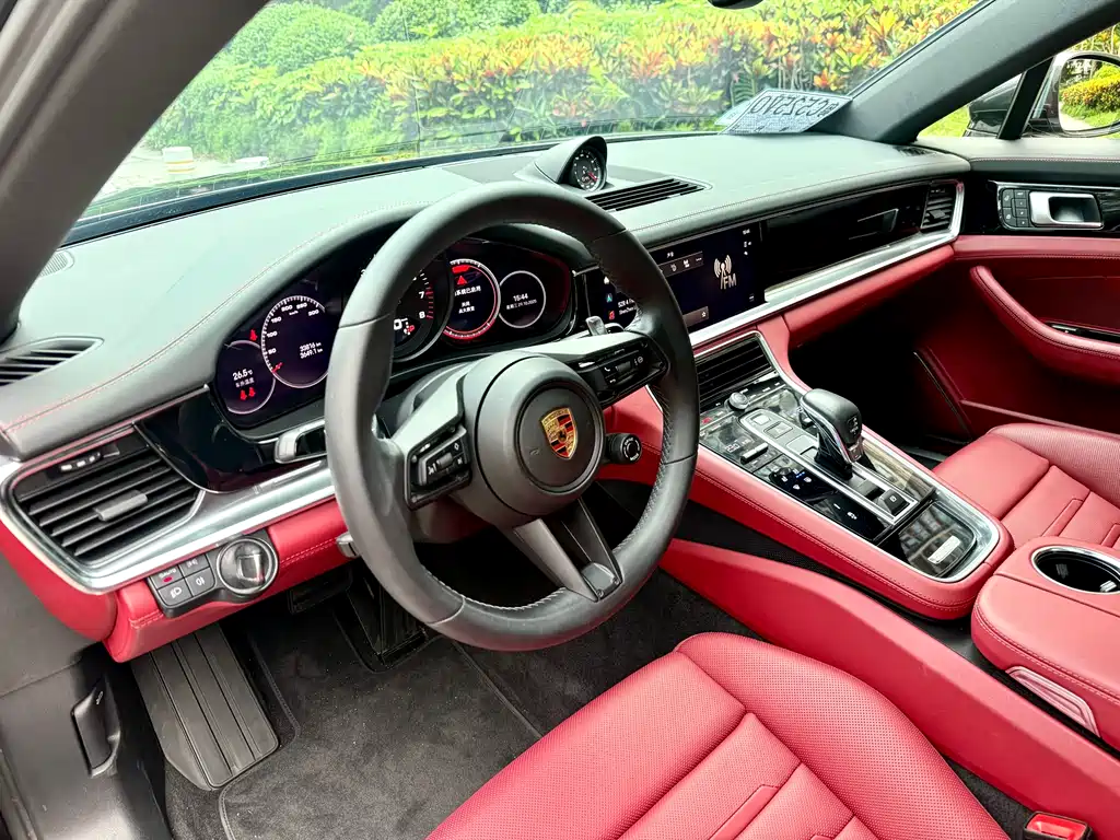 Porsche Panamera 2023 — фото 10