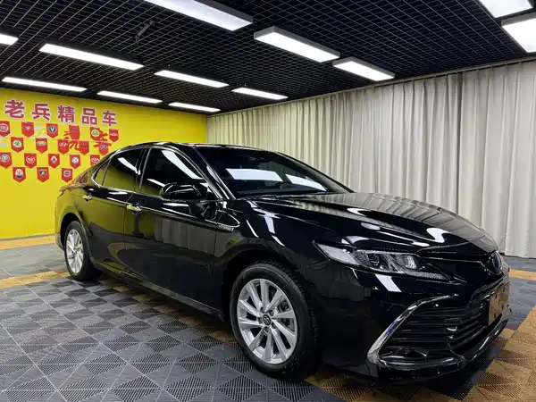 Toyota Camry 2021