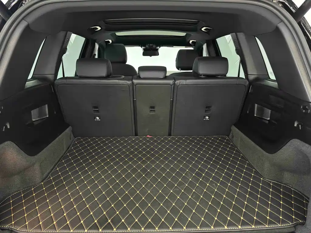 Mercedes-Benz GLB 2024