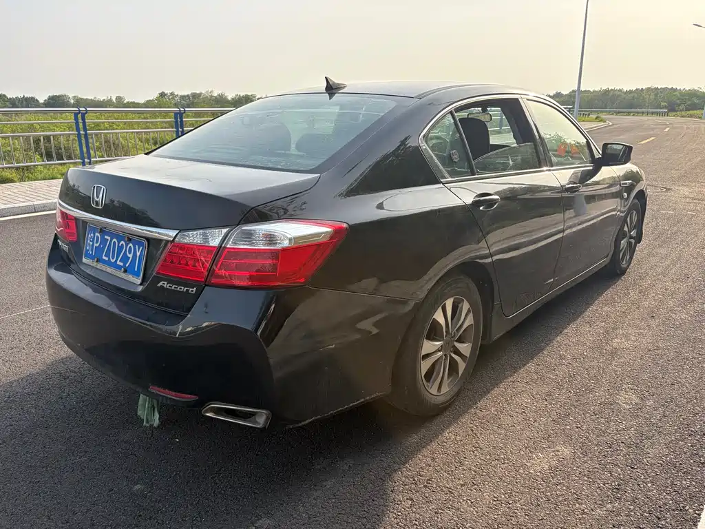 Honda Accord 2016 — фото 4