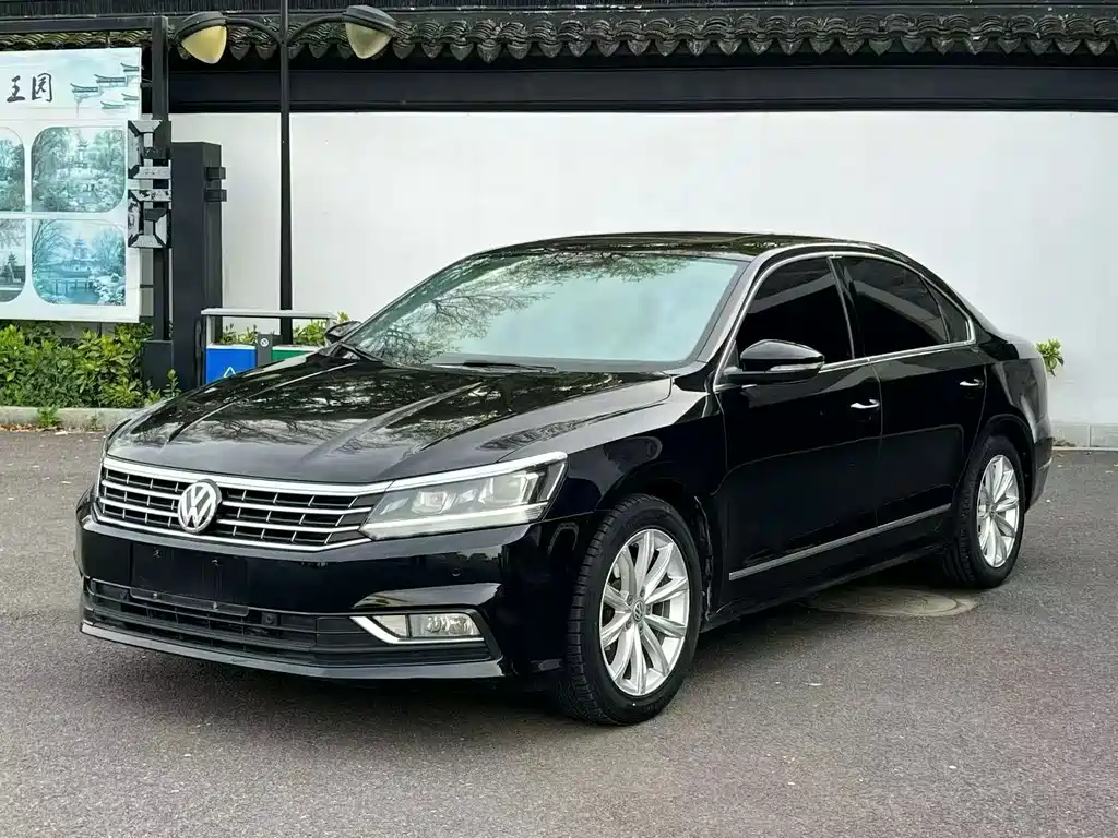Volkswagen Passat 2017 — фото 1