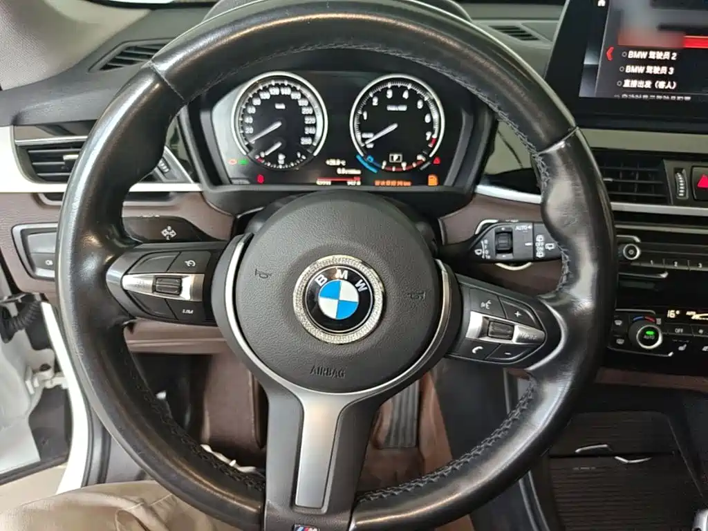 BMW X1 2021 — фото 11