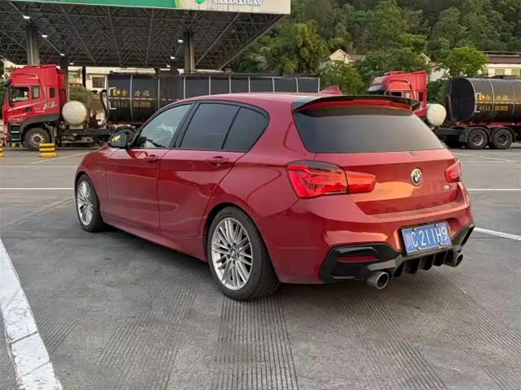 BMW 1 Series 2018 — фото 4