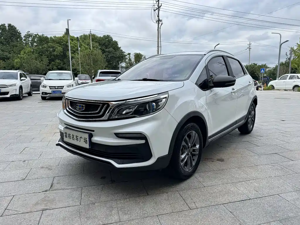 Geely Vision X3 2020 — фото 1