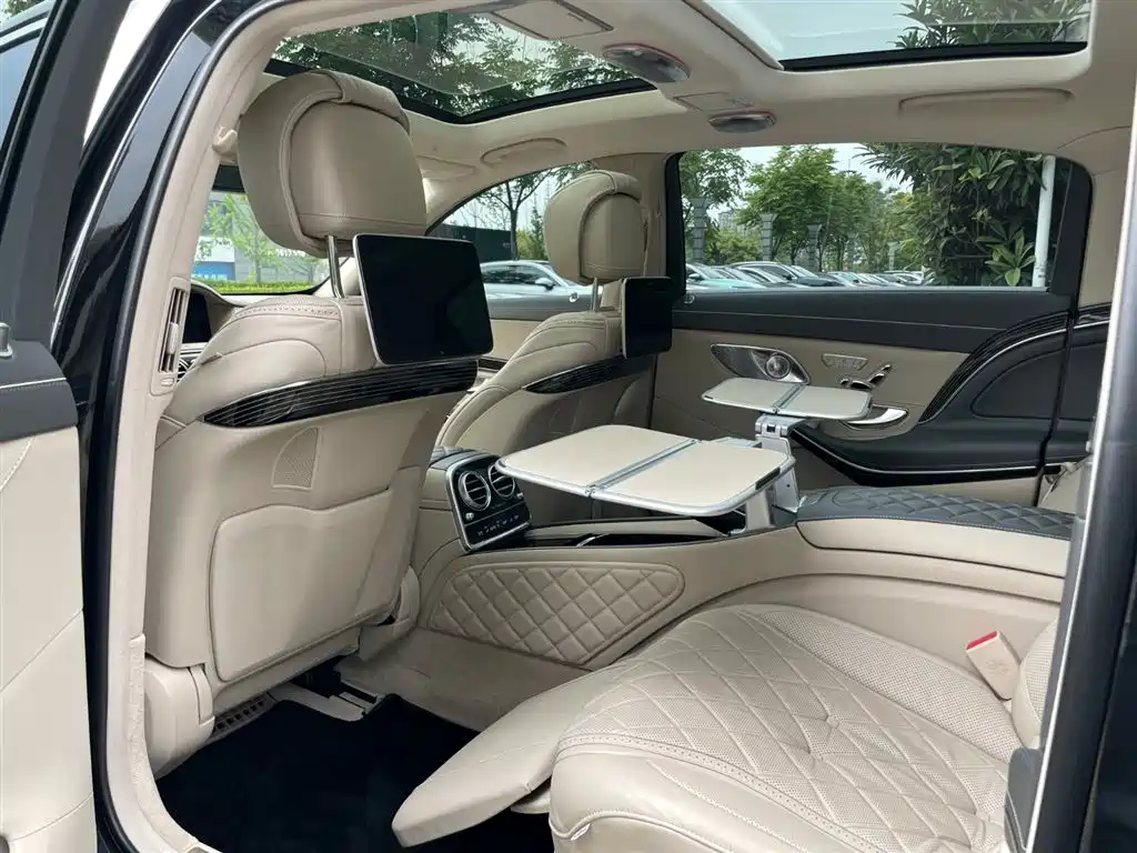 Mercedes-Benz Maybach S-Class 2018 — фото 15