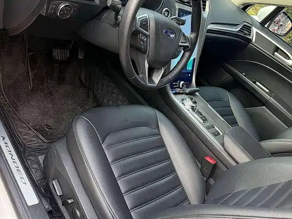 Ford Mondeo 2021