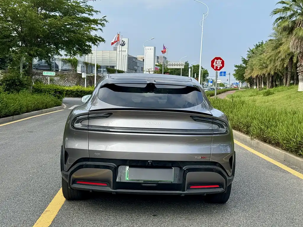 Xiaomi YU7 2025 — фото 8