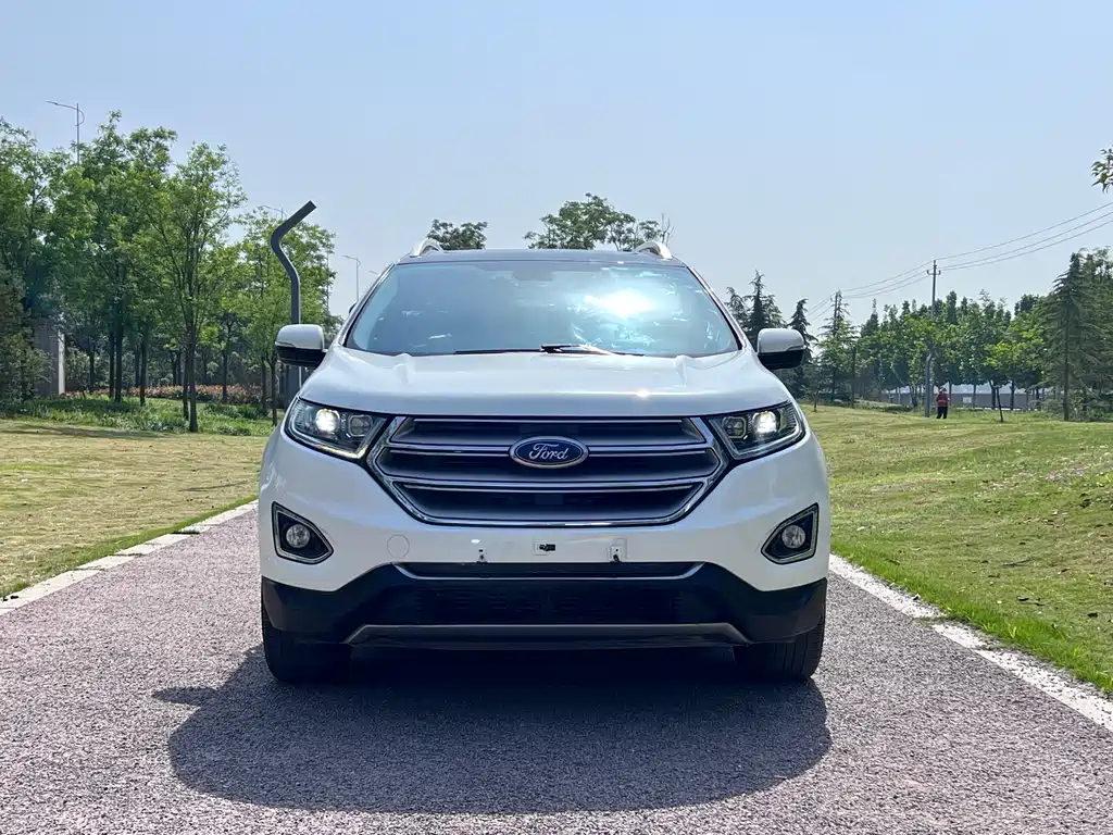 Ford Edge 2016 — фото 2