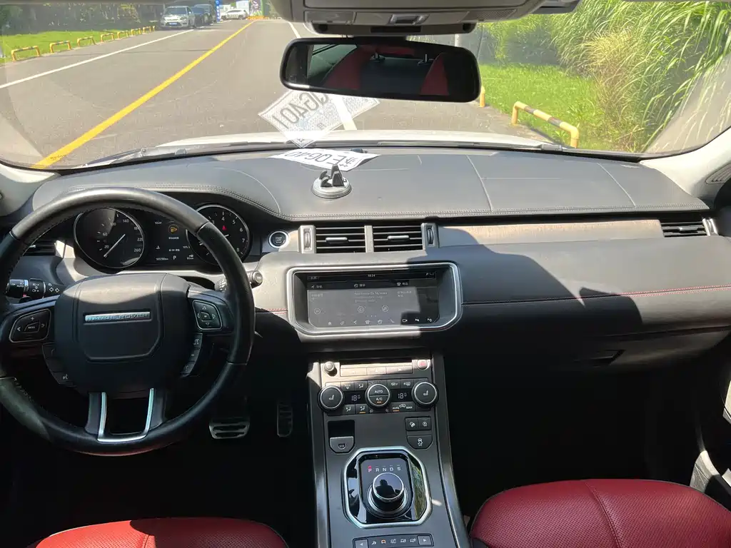 Land Rover Range Rover Evoque 2018 — фото 11