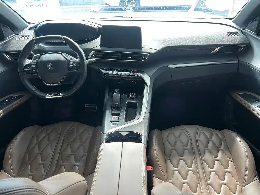 Peugeot 5008 2017 — фото 4