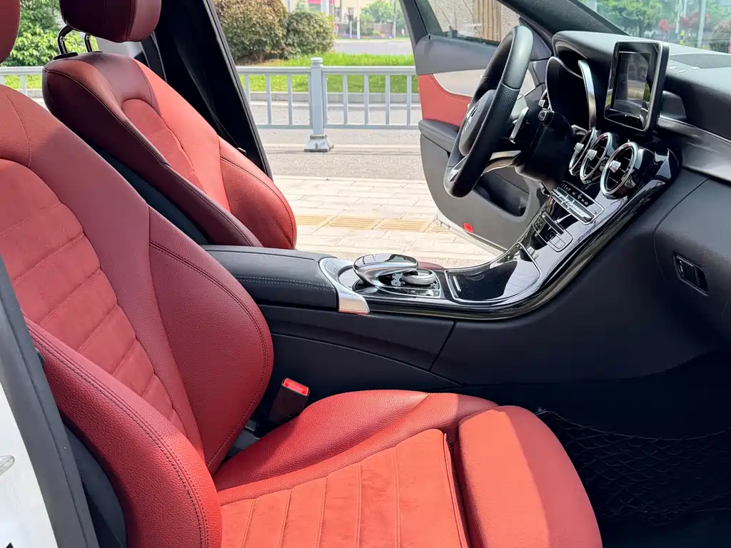 Mercedes-Benz C-Class 2017 — фото 10