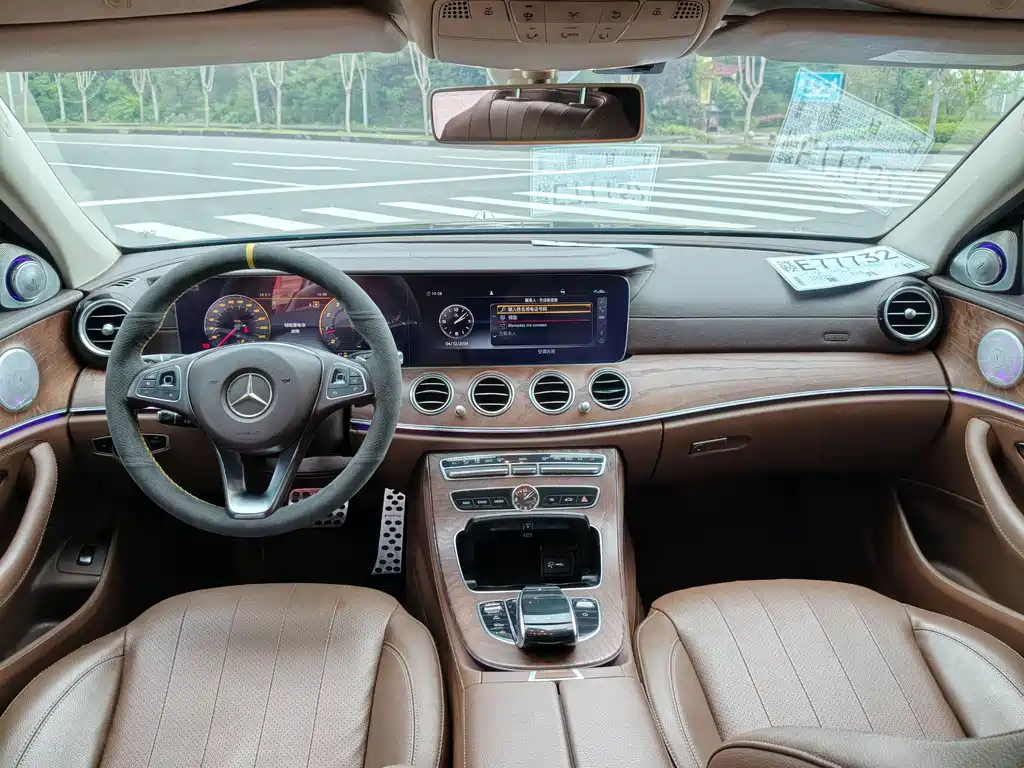Mercedes-Benz E-Class 2018 — фото 9